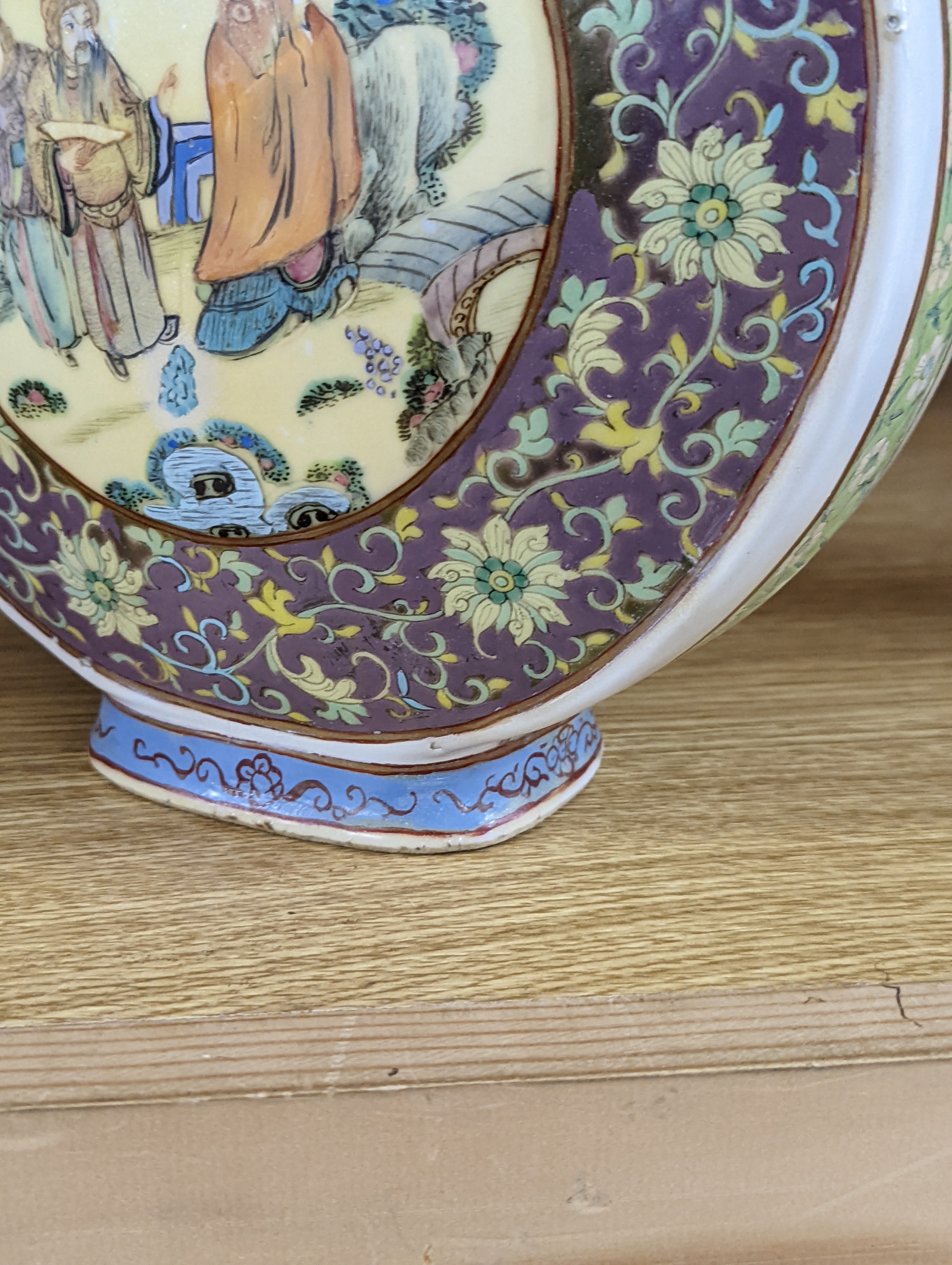 A Chinese famille rose moon flask, 19th century, restored 27cm